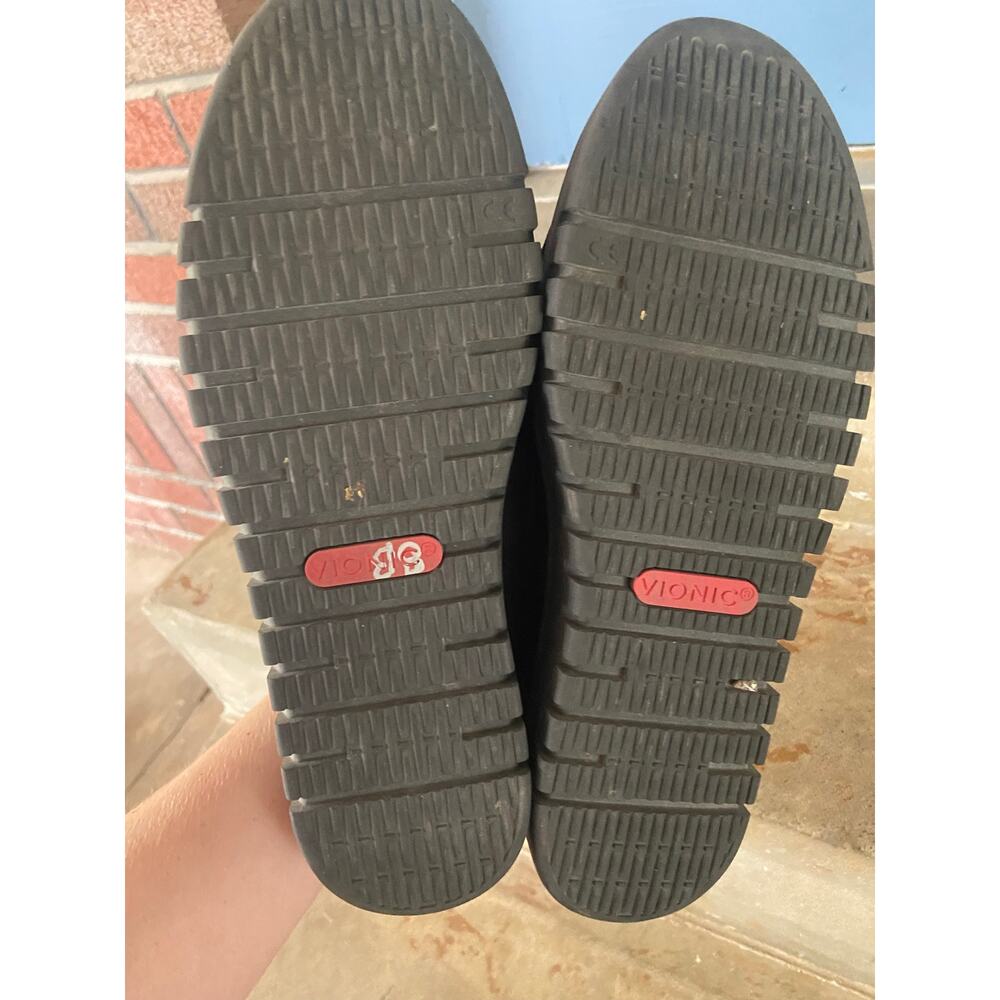 Vionic Uptown black suede slip on loafer - Picture 7 of 7